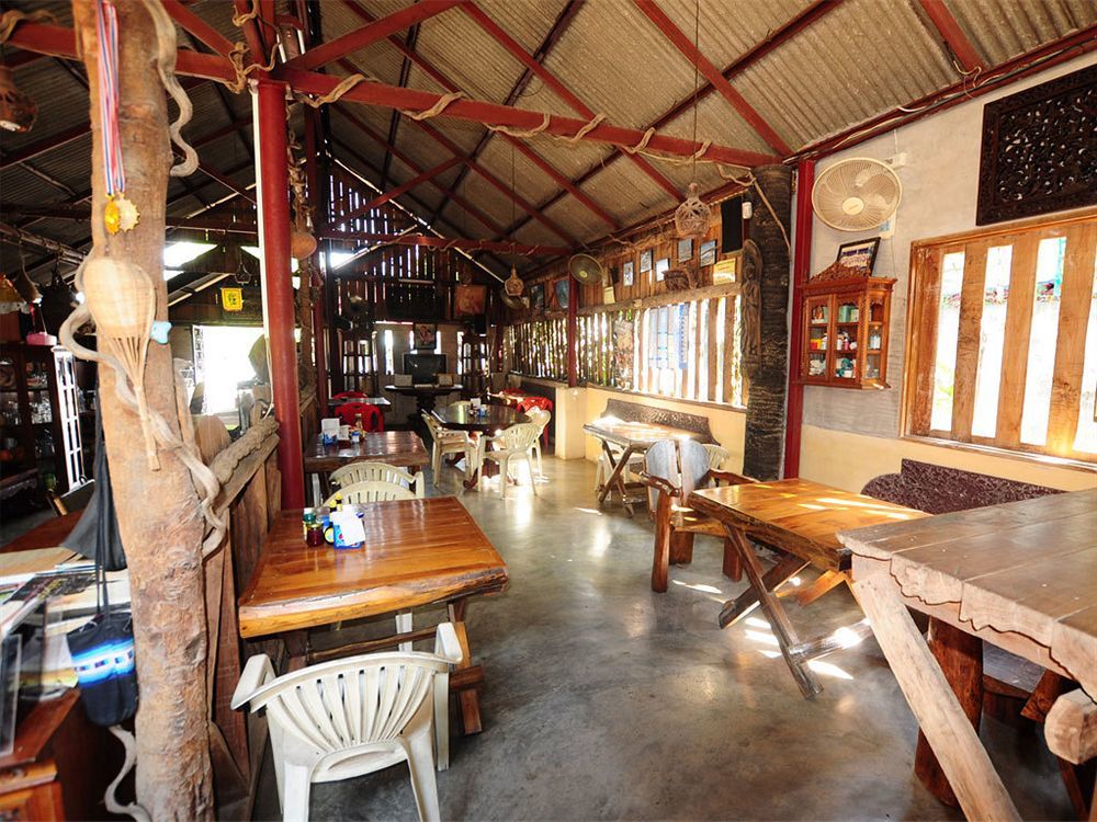 Sukhothai Guest House Exterior photo